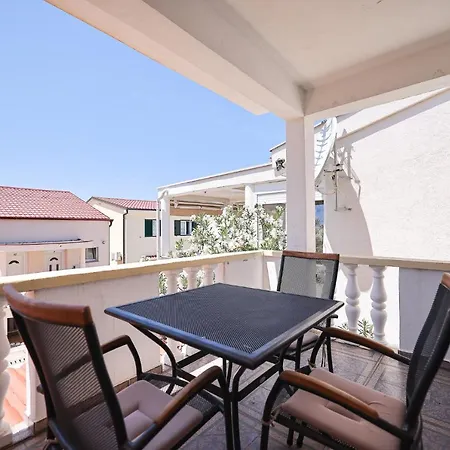 Malic Apartman