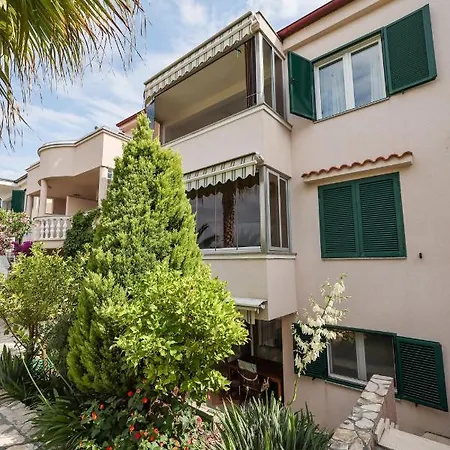 Malic Lejlighed Petrcane